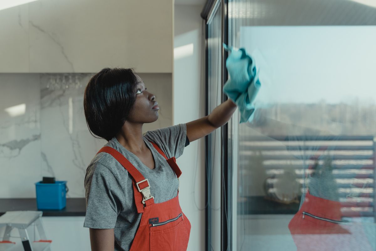 A LuviaSpark professional at work